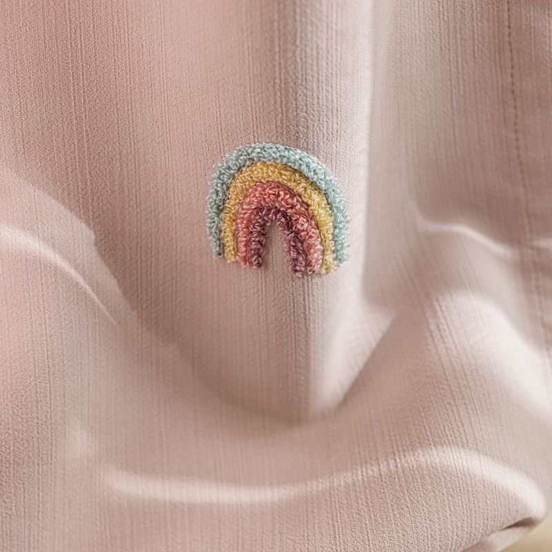 Colorful Rainbow Chenille Chil - Blackout Curtain Nursery recension och pris