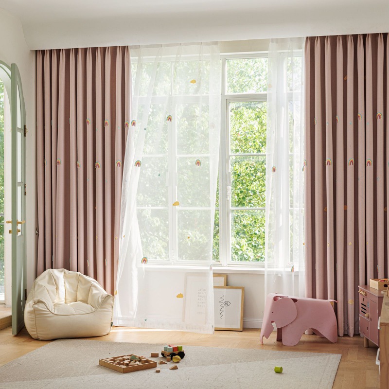 Colorful Rainbow Chenille Chil - Blackout Curtain Nursery recension och pris